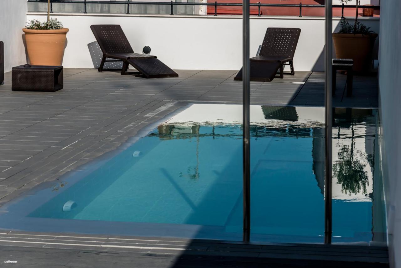 Hotel Welldone Quality - Crystal pool Siviglia Esterno foto